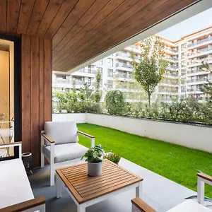 Botanlque 1br In Business Centre Apartament